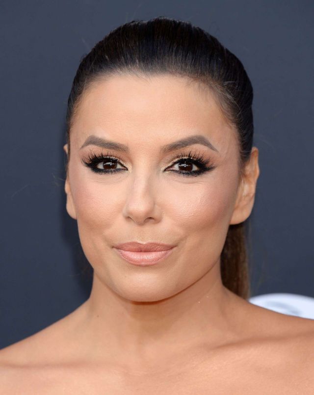 Gorgeous Eva Longoria At 2019 Billboard Music Awards | Glamistan.com