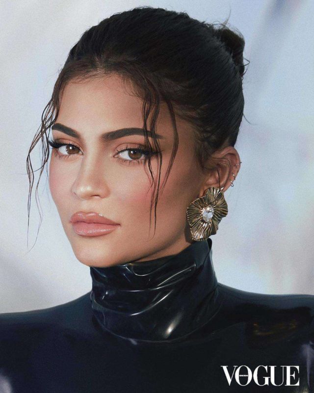 Beautiful Kylie Jenner Poses For Vogue Hong Kong Magazine 2020