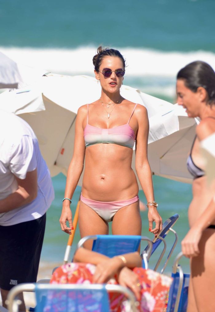 Alessandra Ambrosio Plays Volleyball In Pink Bikini On The Beach in Florianopolis