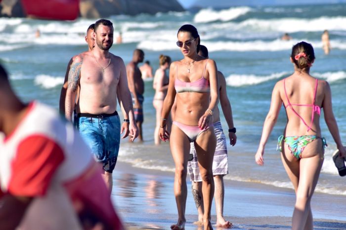 Alessandra Ambrosio Plays Volleyball In Pink Bikini On The Beach in Florianopolis