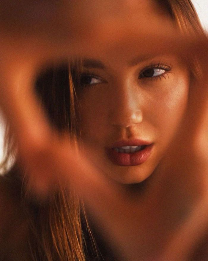 Alexis Ren's Latest Photoshoot By Melissa Cartagena 2019