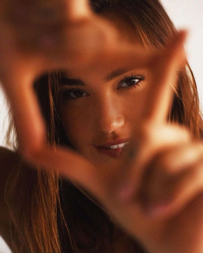 Alexis Ren's Latest Photoshoot By Melissa Cartagena 2019