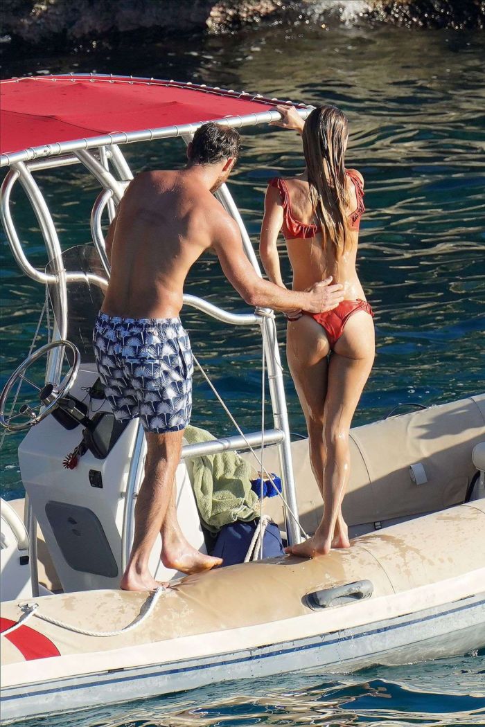 Alizee Thevenet Celebrating New Year With Fiancee On A Boat Trip