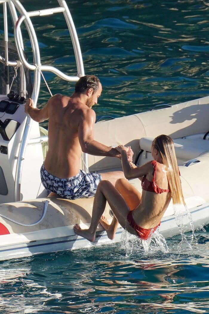 Alizee Thevenet Celebrating New Year With Fiancee On A Boat Trip