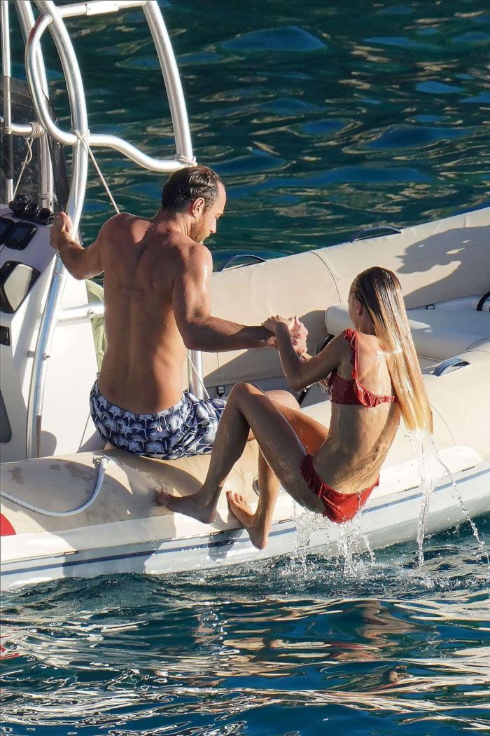 Alizee Thevenet Celebrating New Year With Fiancee On A Boat Trip