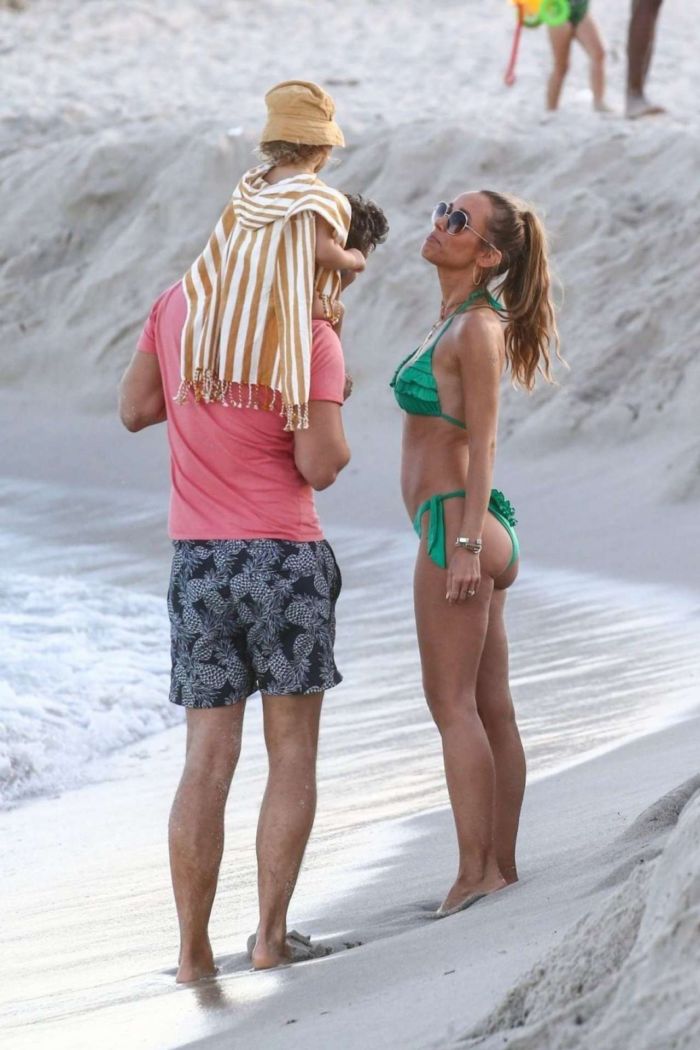 Annemarie Carpendale In Green Bikini On A Family Vacation In Miami
