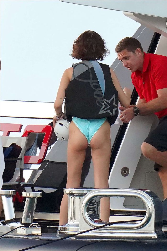 Bella Hadid Candids In Bikini On A Yacht In St Barts