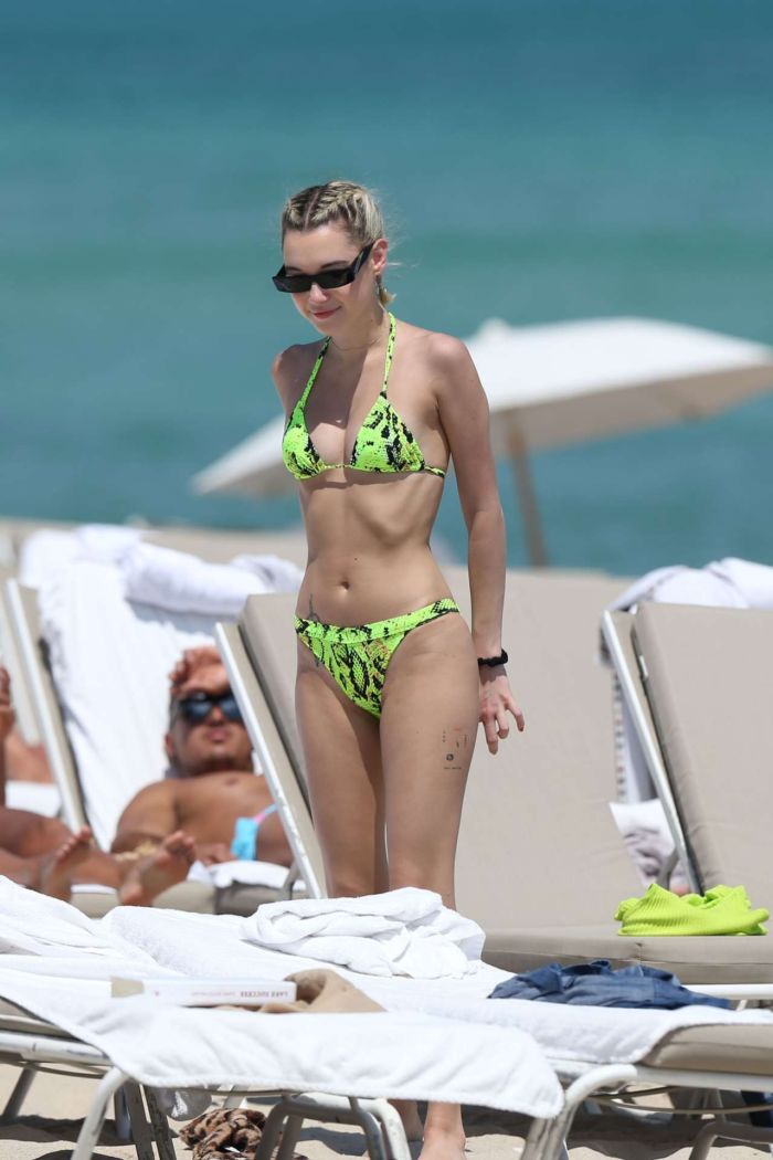 Chantel Jeffries And Sarah Snyder Together On A Bikini Vacation In Miami