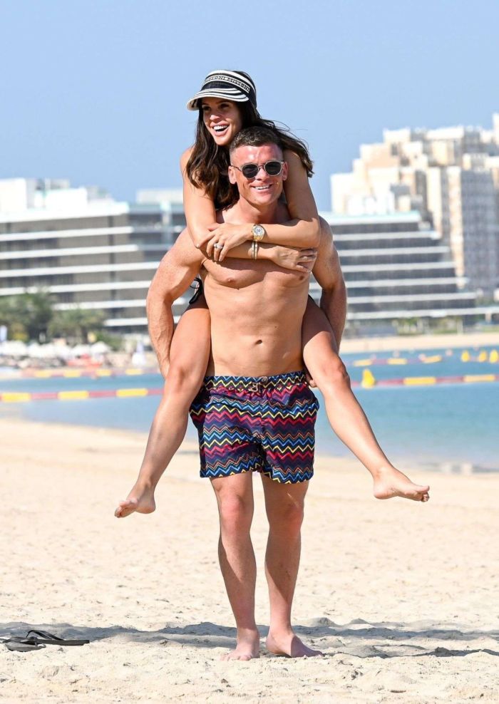 Danielle Lloyd On A Bikini Vacation With Her Husband Michael O'Neill In Dubai