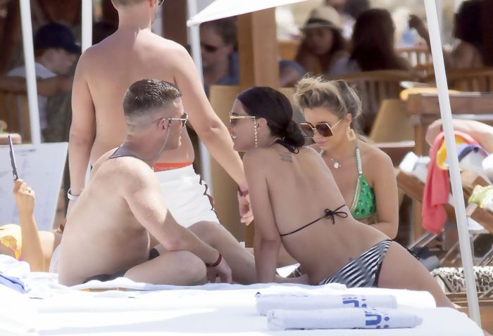 Danielle Lloyd Parting In Bikini With Her Husband Michael And Friends In Ibiza