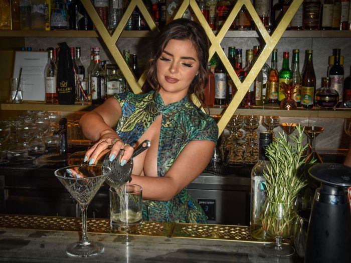 Sensational Demi Rose Mawby Poses At A Bar In London