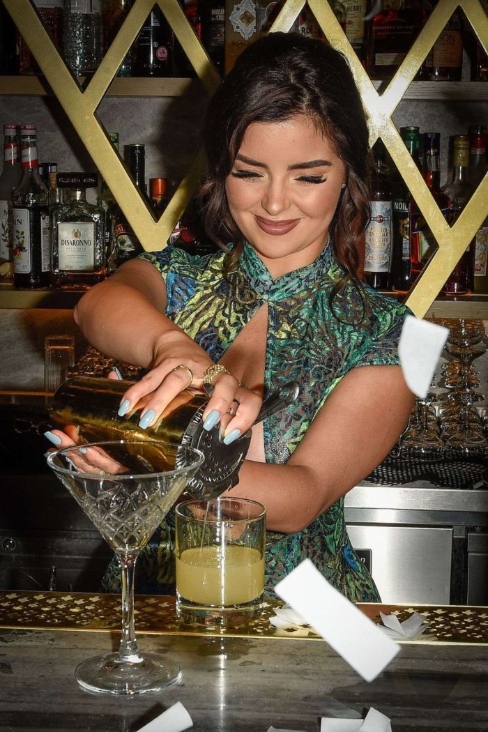 Sensational Demi Rose Mawby Poses At A Bar In London