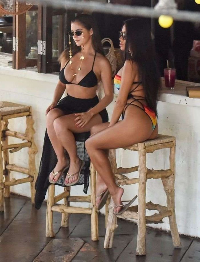 Demi Rose Mawby In A Black Bikini At La Brisa Beach Club In Bali