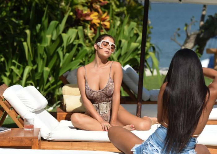 Demi Rose Mawby In Swimsuit At The Poolside In Bali