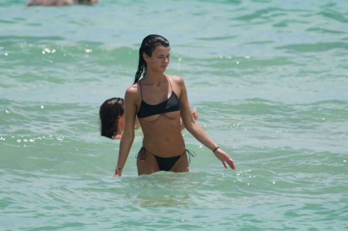 Destiny Sierra In A Black Bikini On Miami Beach