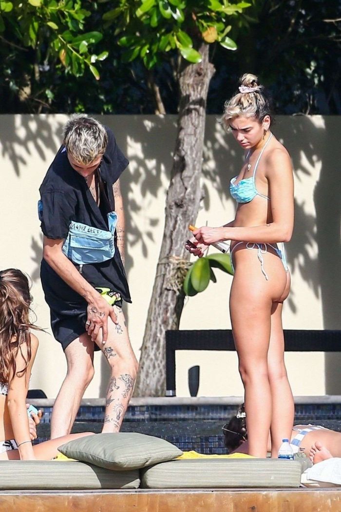 Dua Lipa Spotted With Her Boyfriend Anwar Hadid In Miami