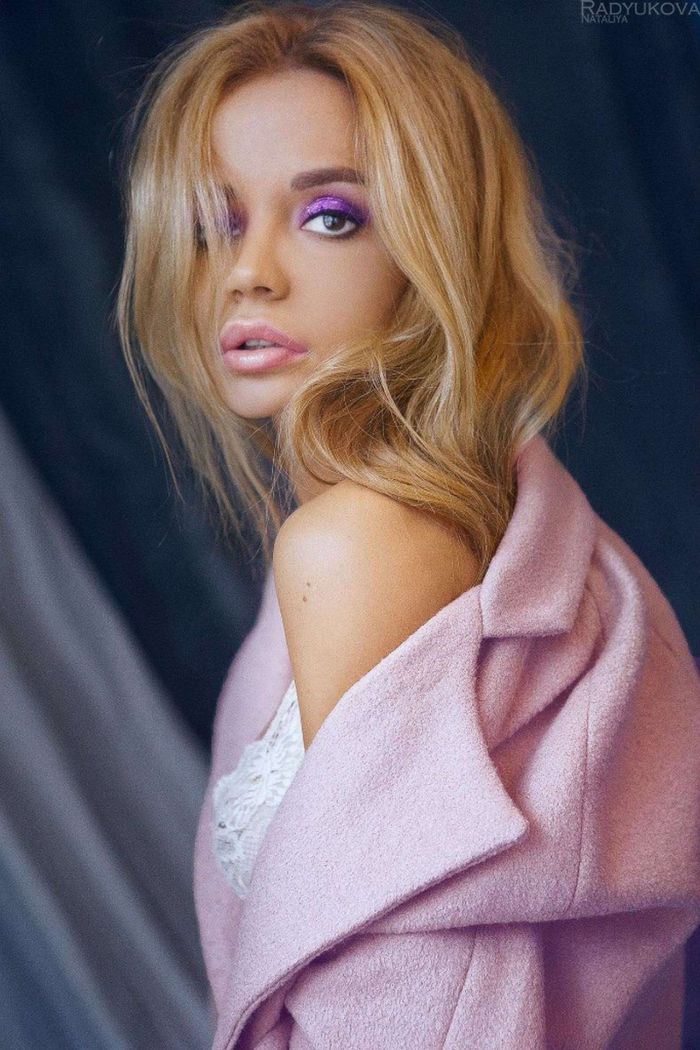 Ekaterina Zueva In A Sensual Photoshoot By Natalya Radyukova