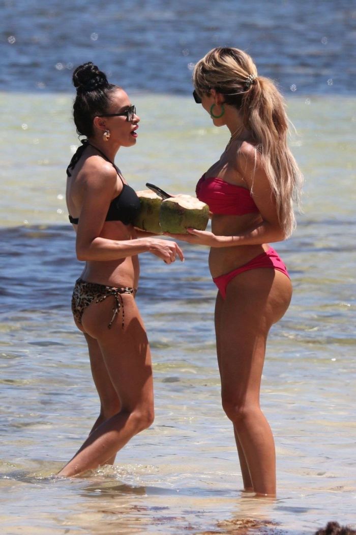 Farrah Abraham Candids In Pink Bikini At The Beach In Tulum, Mexico