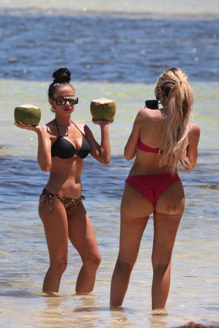 Farrah Abraham Candids In Pink Bikini At The Beach In Tulum, Mexico