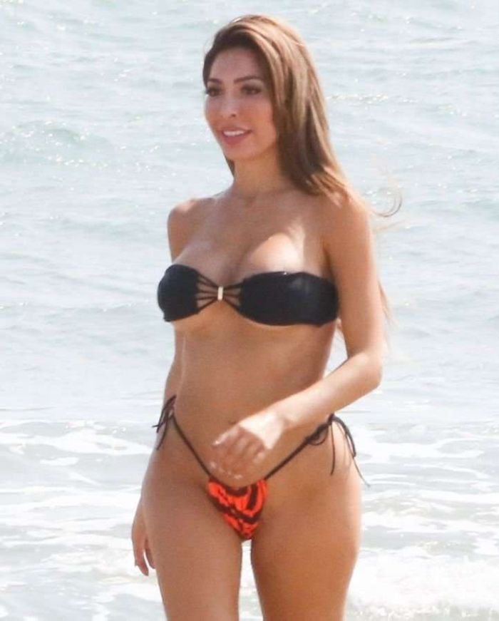 Farrah Abraham Vacationing In Bikini At The Beach In Venice