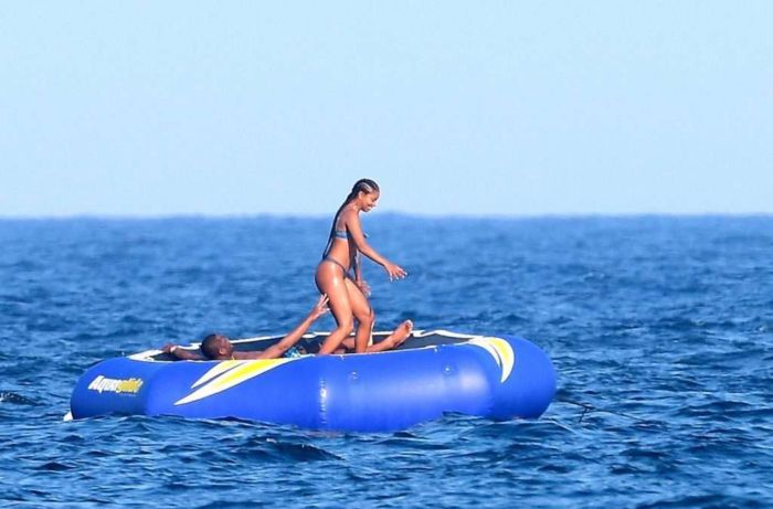 Gabrielle Union And Dwyane Wade Vacationing On A Luxury Yacht In St Tropez