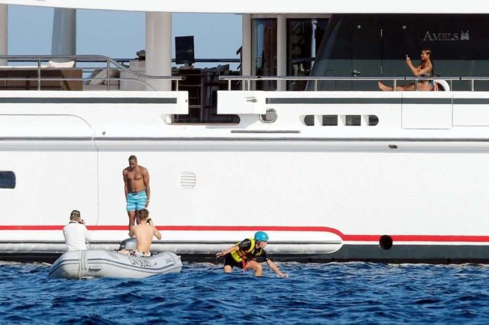 Gabrielle Union And Dwyane Wade Vacationing On A Luxury Yacht In St Tropez