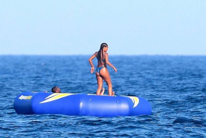 Gabrielle Union And Dwyane Wade Vacationing On A Luxury Yacht In St Tropez