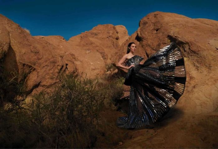 Gorgeous Gal Gadot Photoshoot For Vogue Magazine 2020