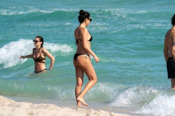 Giorgia Gabriele Enjoying Her Beach Day In Miami
