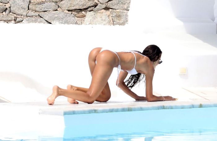 Izabel Goulart In White Bikini On The Beautiful Island Of Mykonos
