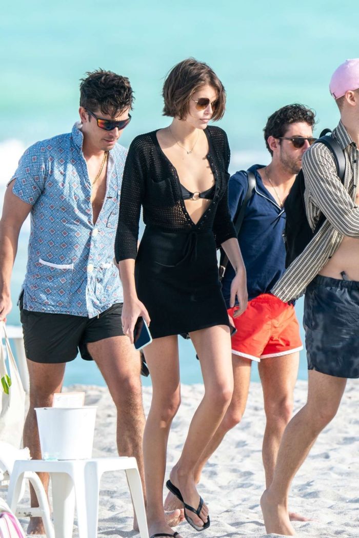 Kaia Gerber Relaxing In A Bikini On The Beach In Miami