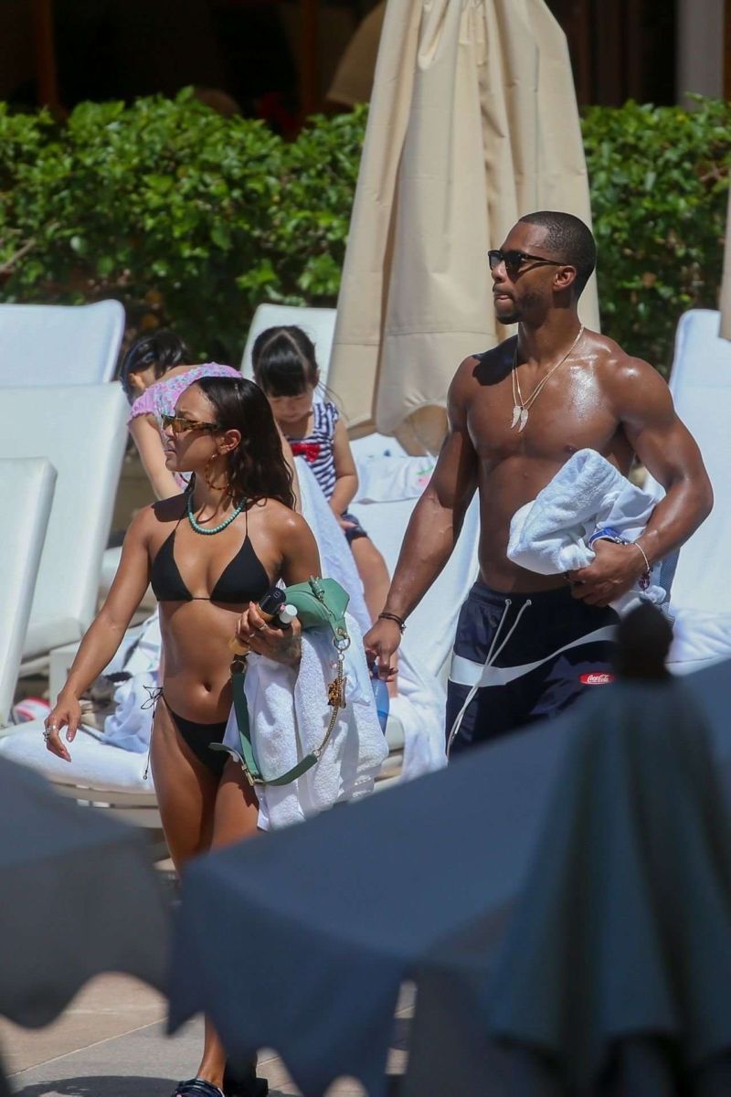 Karrueche Tran On A Bikini Vacation At The Beach In Miami