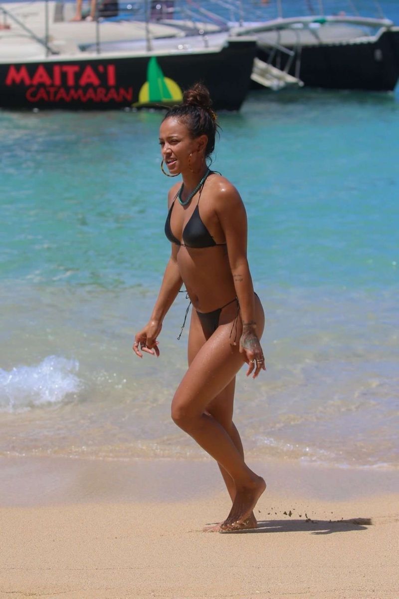 Karrueche Tran On A Bikini Vacation At The Beach In Miami