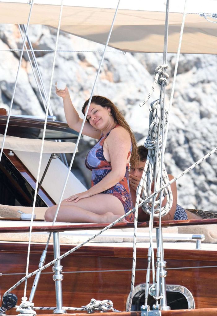 Kelly Brook In A Swimsuit On A Vacation In Turkey