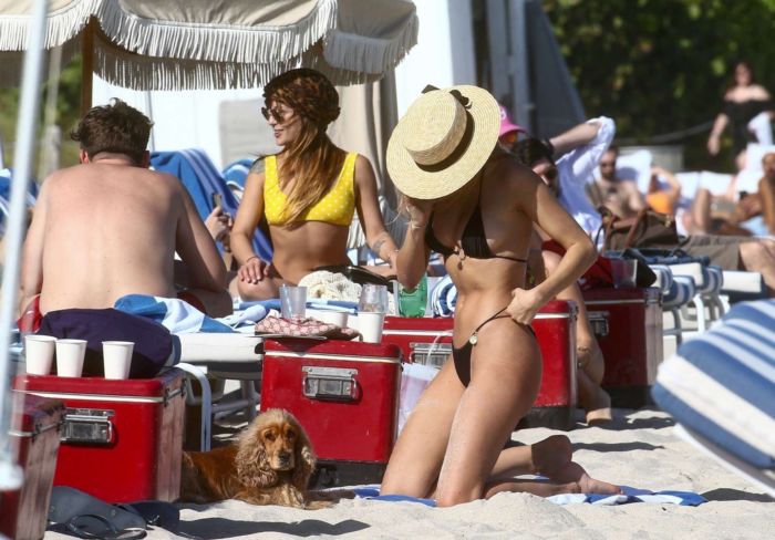 Kimberley Garner Vacationing In A Black Bikini At The Beach In Miami