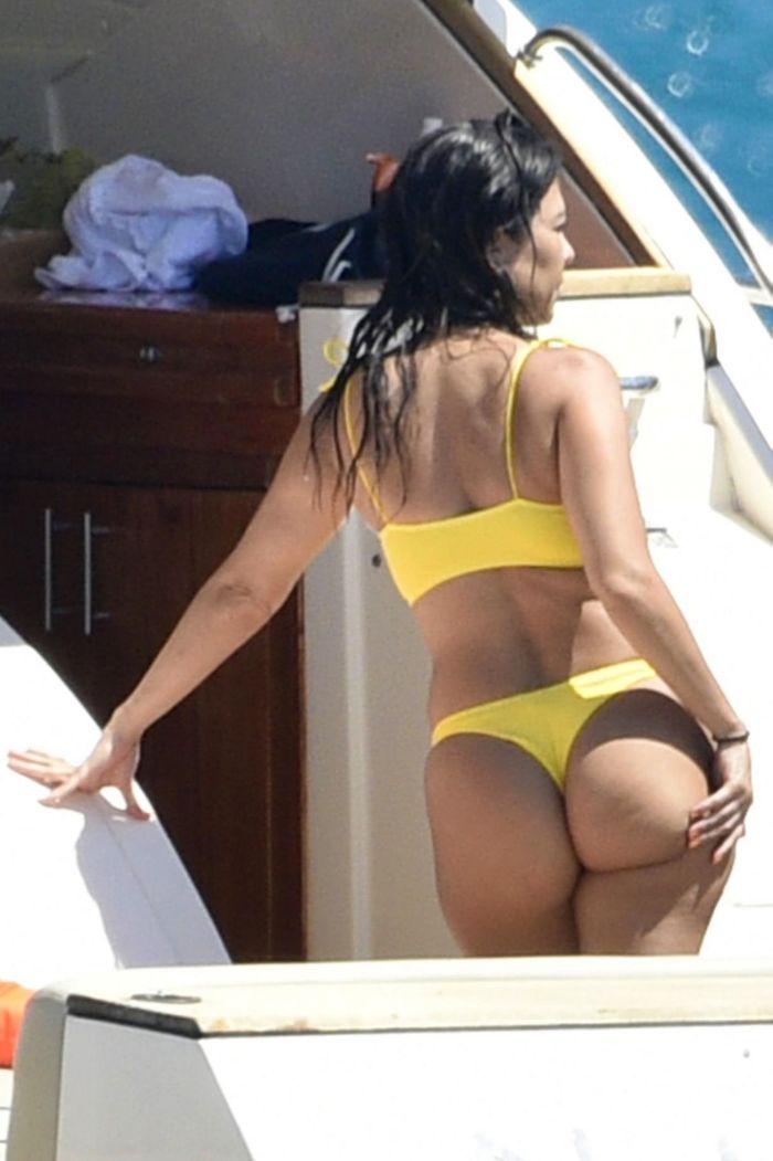 Kourtney Kardashian During Her Vacation On A Yacht In Corsica