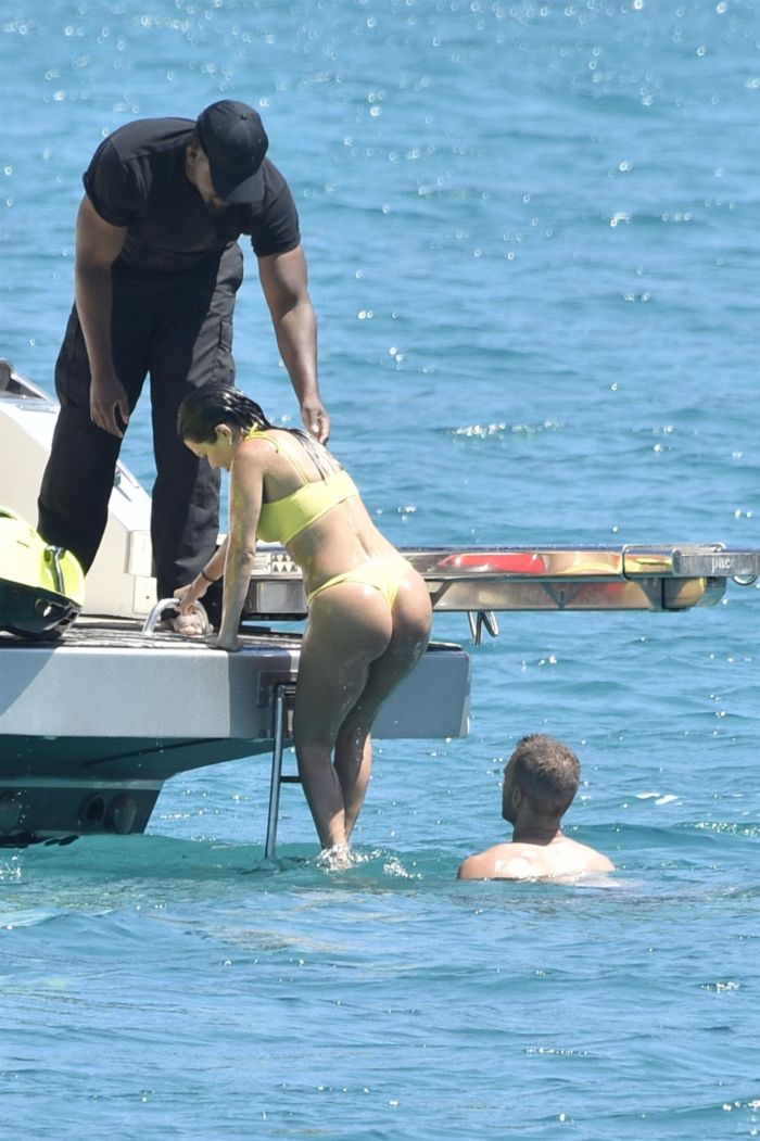 Kourtney Kardashian During Her Vacation On A Yacht In Corsica