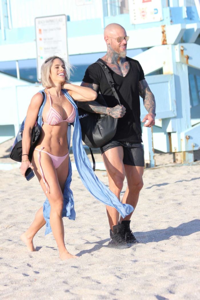 Michelle Lewin During Her Vacation An Pink Bikini On Miami Beach