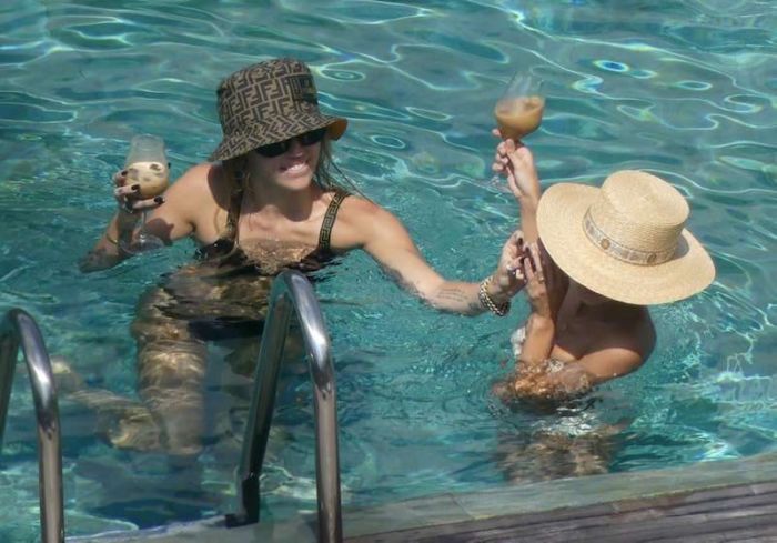 Miley Cyrus On A Bikini Vacation In Lake Como