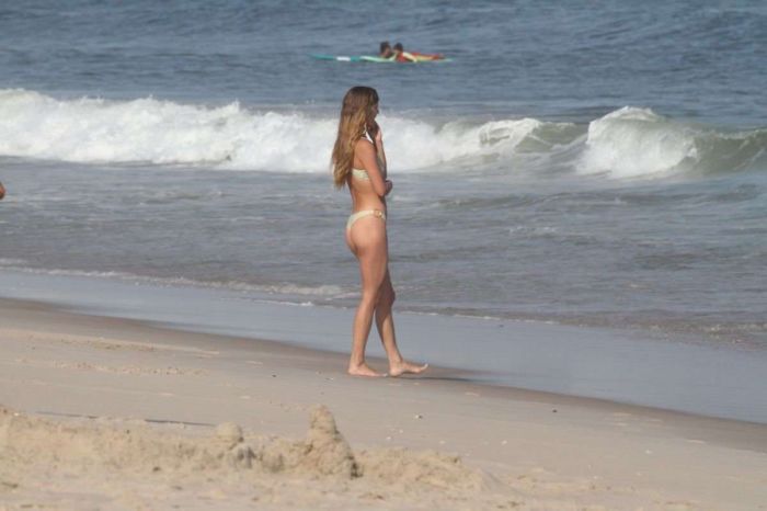 Nina Agdal On A Bikini Vacation At Beach In Hamptons