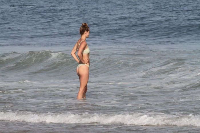 Nina Agdal On A Bikini Vacation At Beach In Hamptons