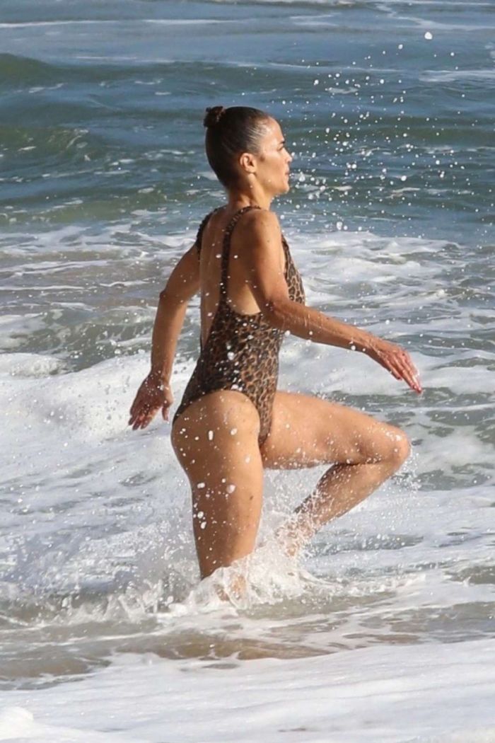Paula Patton In A Leopard Print Swimsuit On Malibu Beach