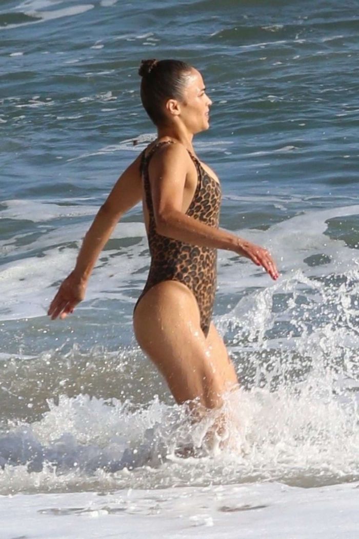 Paula Patton In A Leopard Print Swimsuit On Malibu Beach