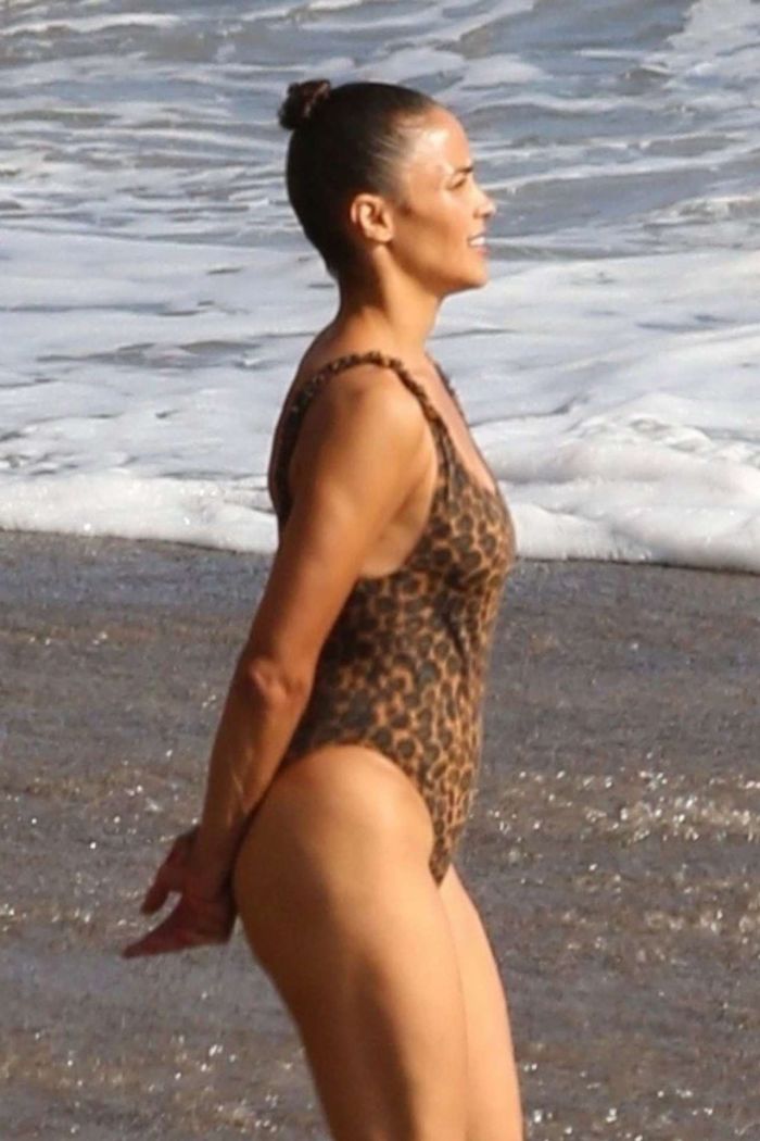 Paula Patton In A Leopard Print Swimsuit On Malibu Beach