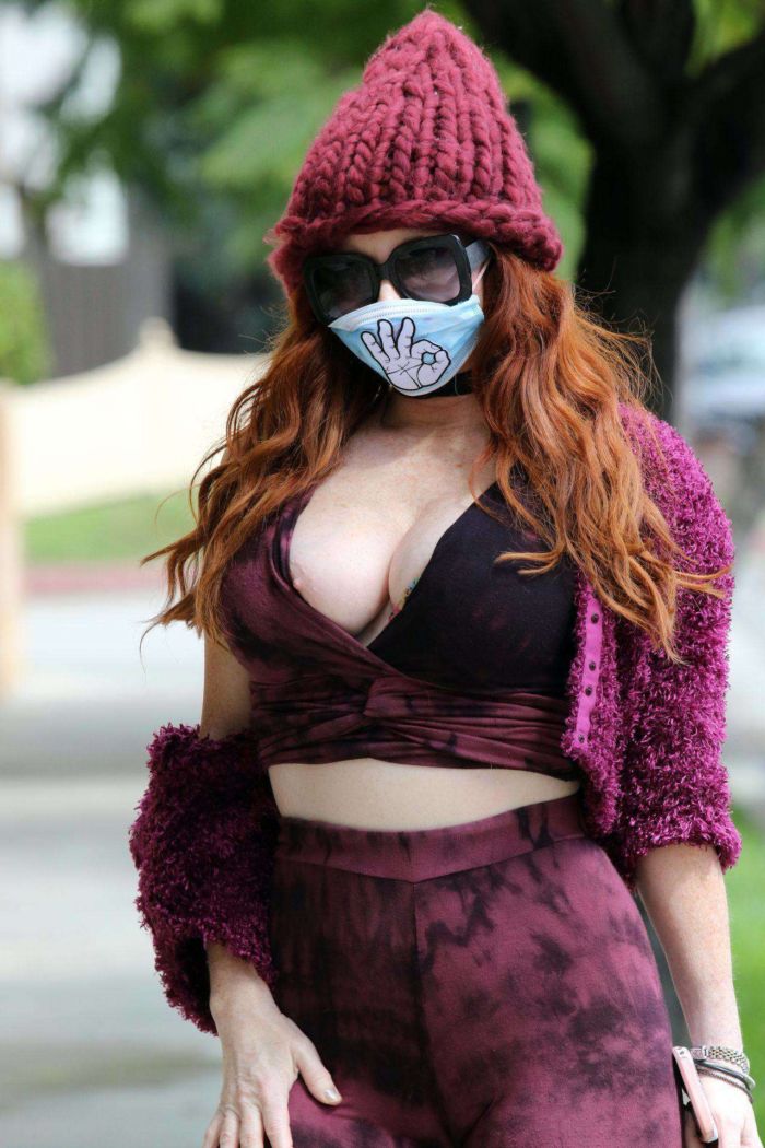 Phoebe Price Spotted Out In A Mask Out In Los Angeles