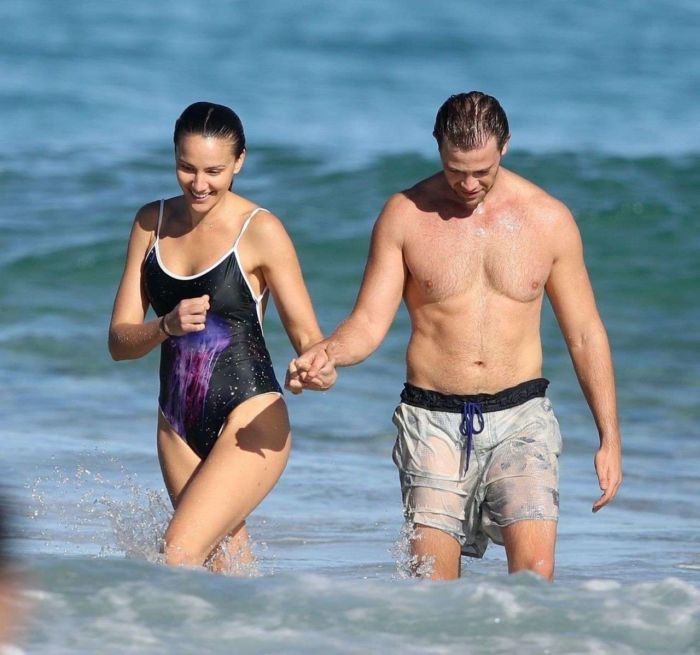 Rachael Finch Vacationing In A Swimsuit At The Beach