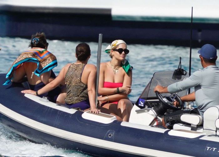 Rita Ora On A Vacation In Pink Bikini At A Beach