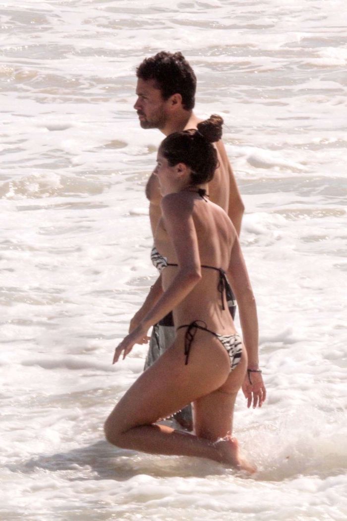 Sara Sampaio Candids In Bikini At The Beach In Tulum