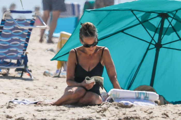 Sarah Jessica Parker Vacationing In A Swimsuit With Her Family In Hamptons