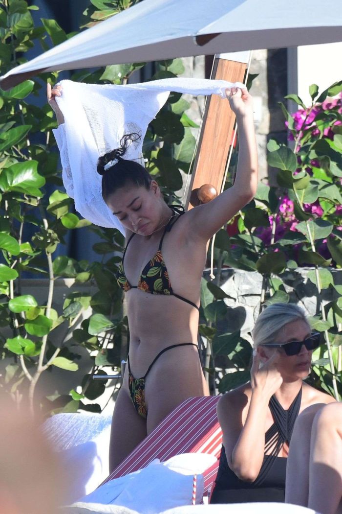 Shanina Shaik On A Bikini Vacation At A Pool In St Barts'